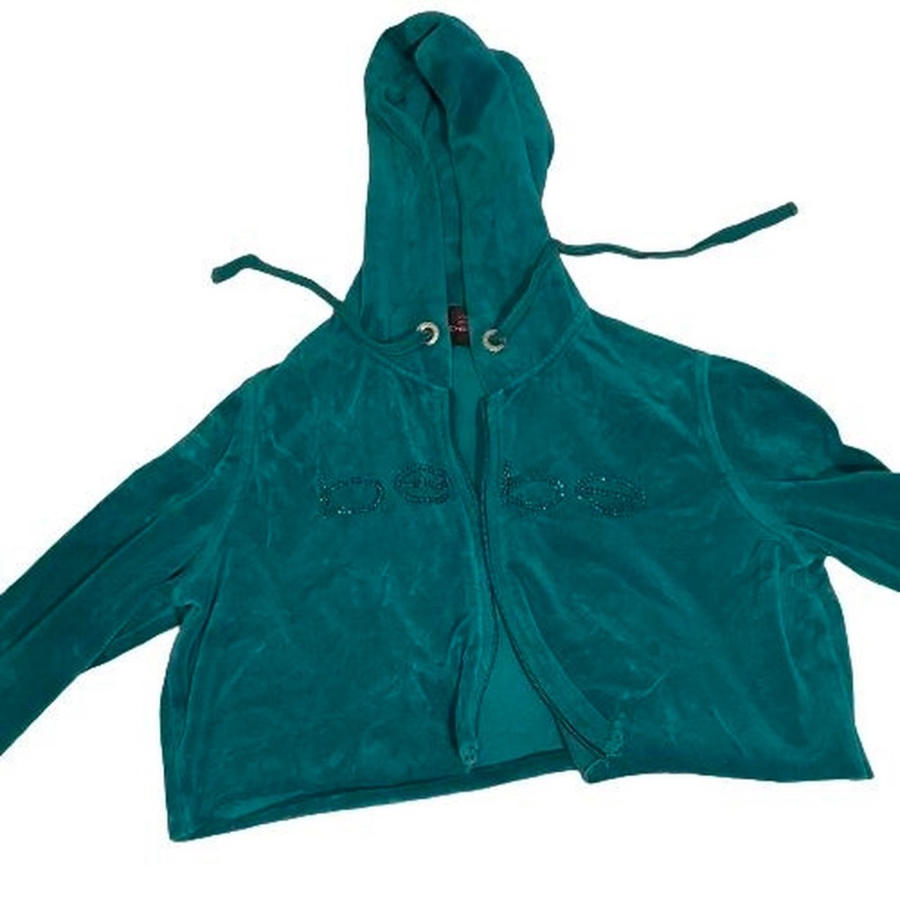 Cropped Bebe Zipup with the zipper missing!